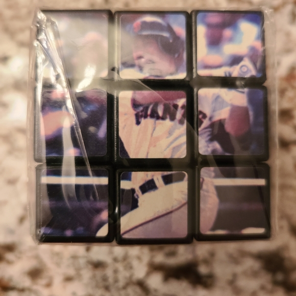 S.F. Giants Stadium Giveaway Rubik Cube featuring Barry Bonds - Picture 6 of 6
